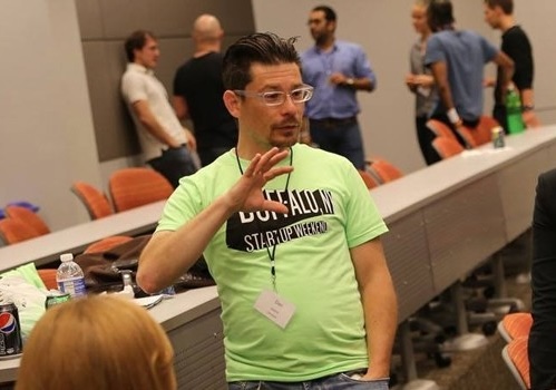 Dan presenting at Startup Weekend